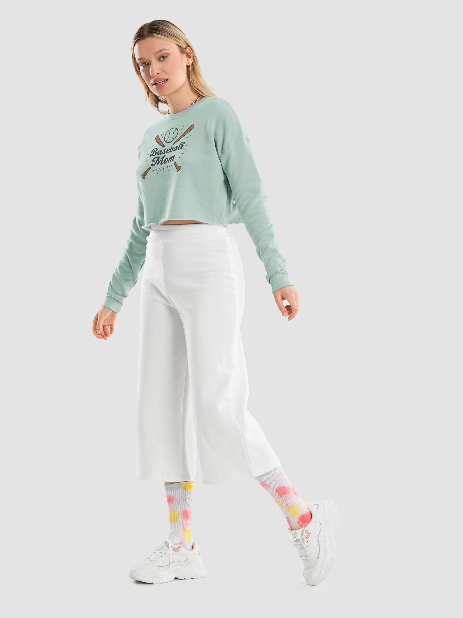 Baseball Mom Crop Top – Vintage Sports Style for Game Day Moms product image (12)