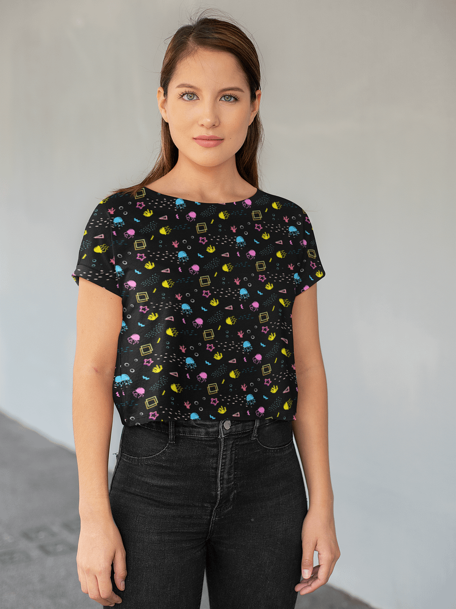 Shifty Seas dark pattern crop tee product image (1)
