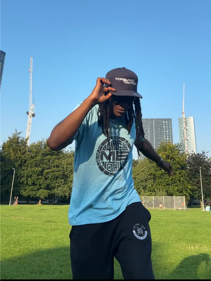 Official Forward Motion Snapback product image (1)