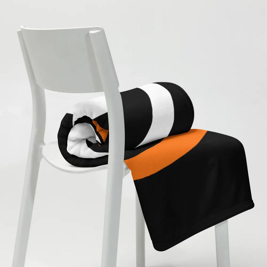 'OA' Symbol Throw Blanket - Black product image (9)