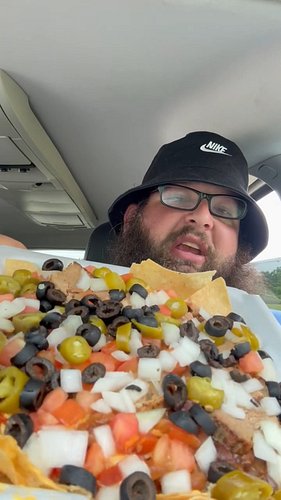 Smoked wings. Brisket nachos. Rib tips. All from @lakeshoresmokehouse in Lakeport, MI and yeah… they went crazy 😮‍💨🔥
This was...