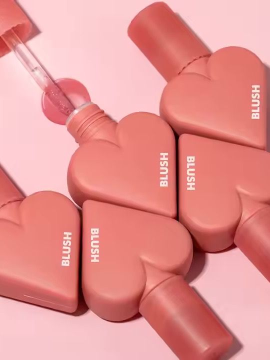 Heart blush product image (1)