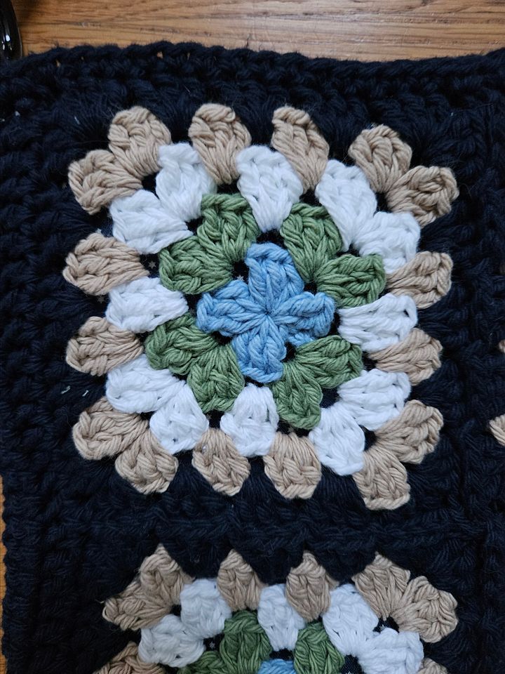 Cotton Granny Square Tote product image (2)