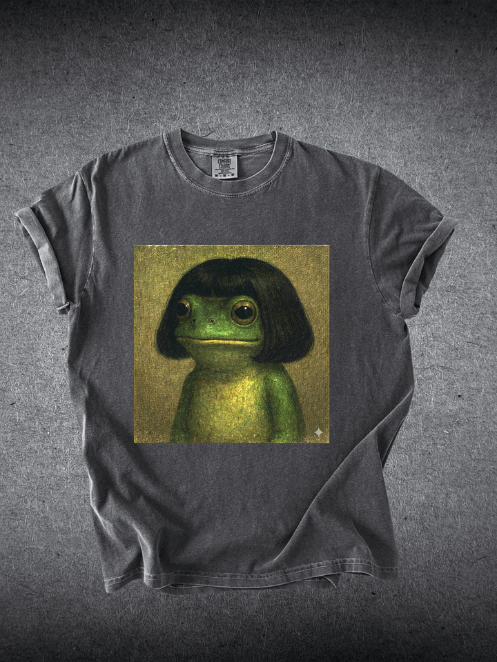 Frog Bob Cut Portrait Tee product image (6)