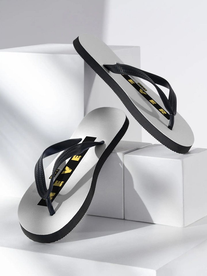 Slippers product image (2)