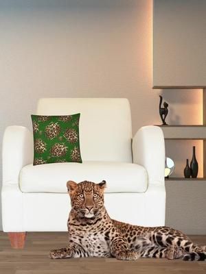 On the prowl at PKD - follow on Instagram for shop link @petra_kdesigns #homedecor #leopardprint #animalprint #interiordesign #autumnstyle #Petrakdesigns