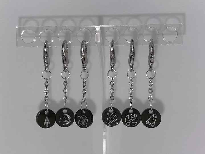 Space Stitch Markers product image (1)