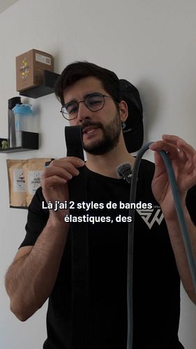 Tu préfères lesquelles toi ?
.
.
Perso, j'ai une préférence pour les bandes classiques que je trouve plus polyvalentes sur la...