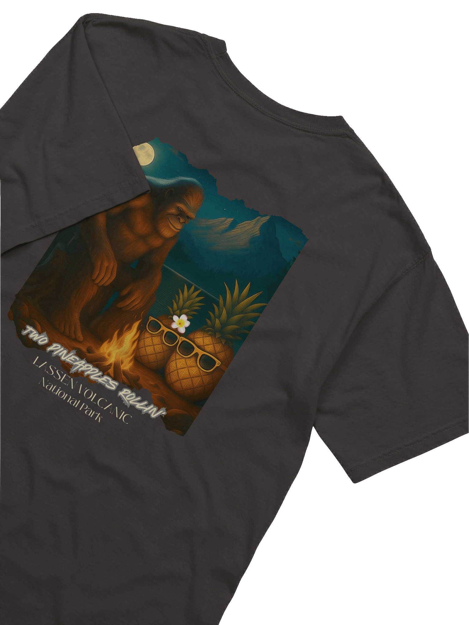 Heavyweight T-Shirt Bigfoot 2P's Rollin' Lassen Volcano product image (8)