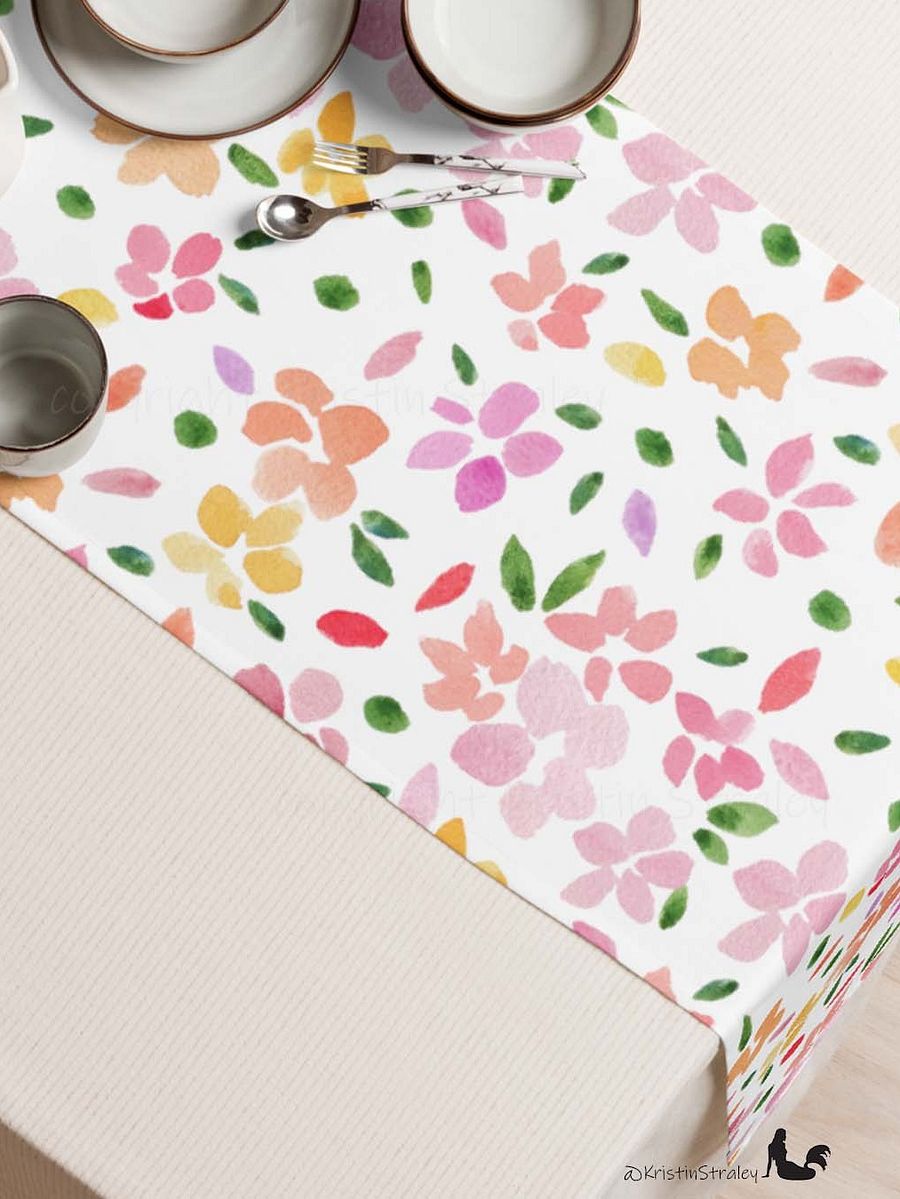 Spring Flowers on White Table Runner product image (4)
