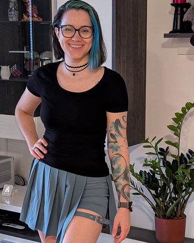I love this skort 🥰

#skort #skirt #shorts #style #tattoosleeve #tattoo #tattoos #tealhair #TwitchPartner #TwitchStreamer #Co...