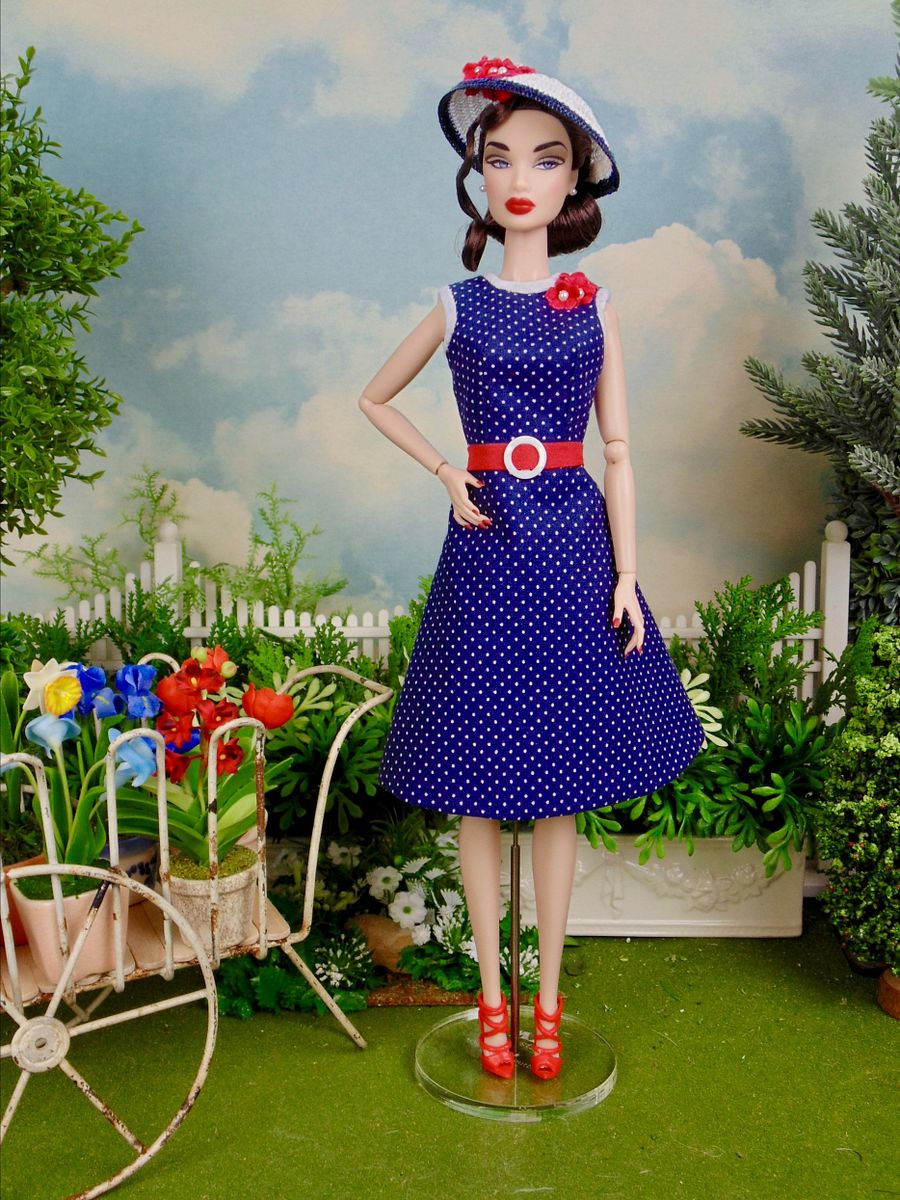 Dottie sewing pattern for 12" fashion dolls product image (4)