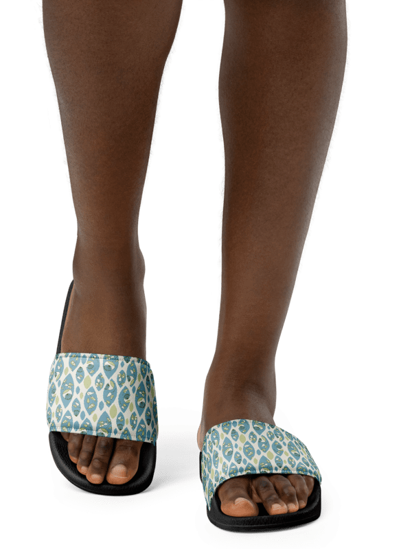 Chilly Summer | Women's Slides product image (3)
