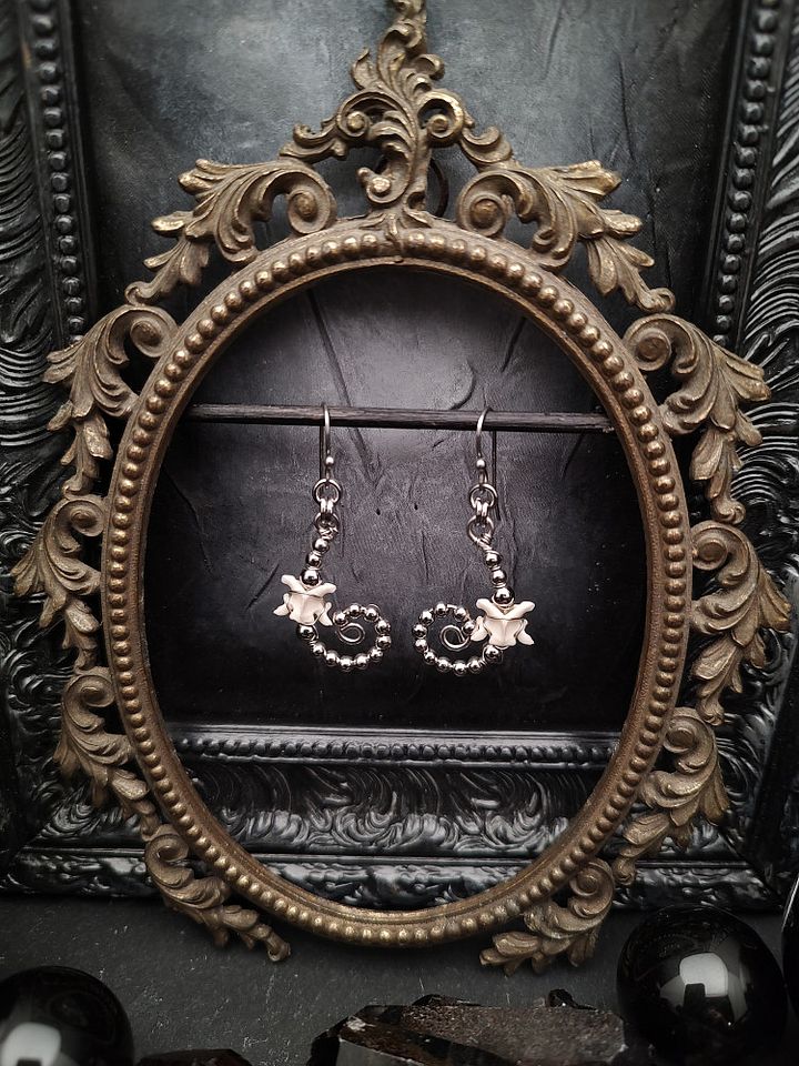 Earrings Bone Vault - Spiral Path III product image (2)