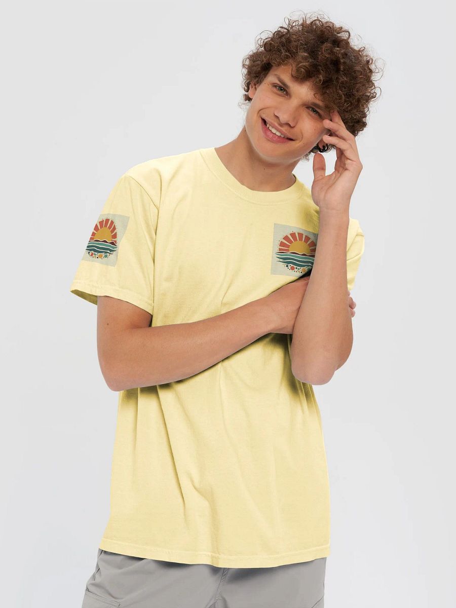Sunset Waves T-Shirt product image (5)