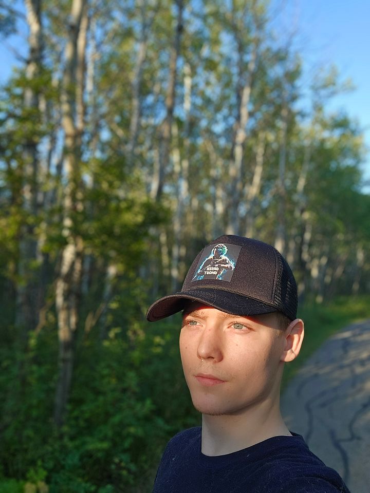 Greenghost hat product image (2)