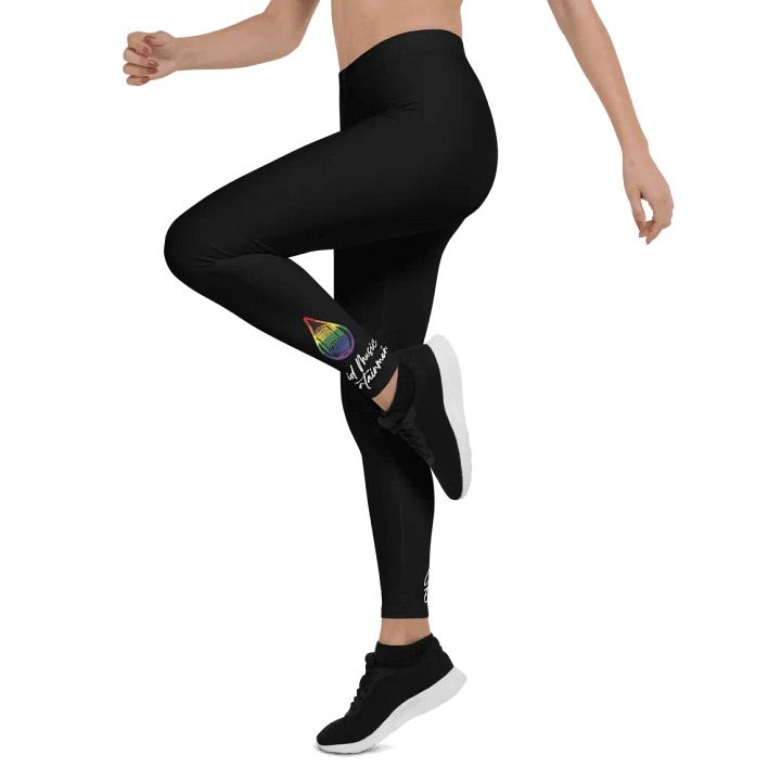 LME Fitted Leggings product image (1)