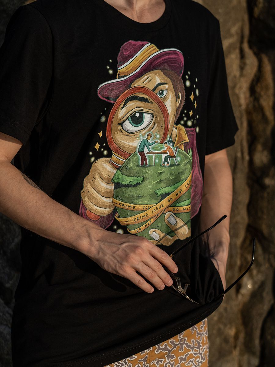 THE INTERROGATOR - TEE product image (2)