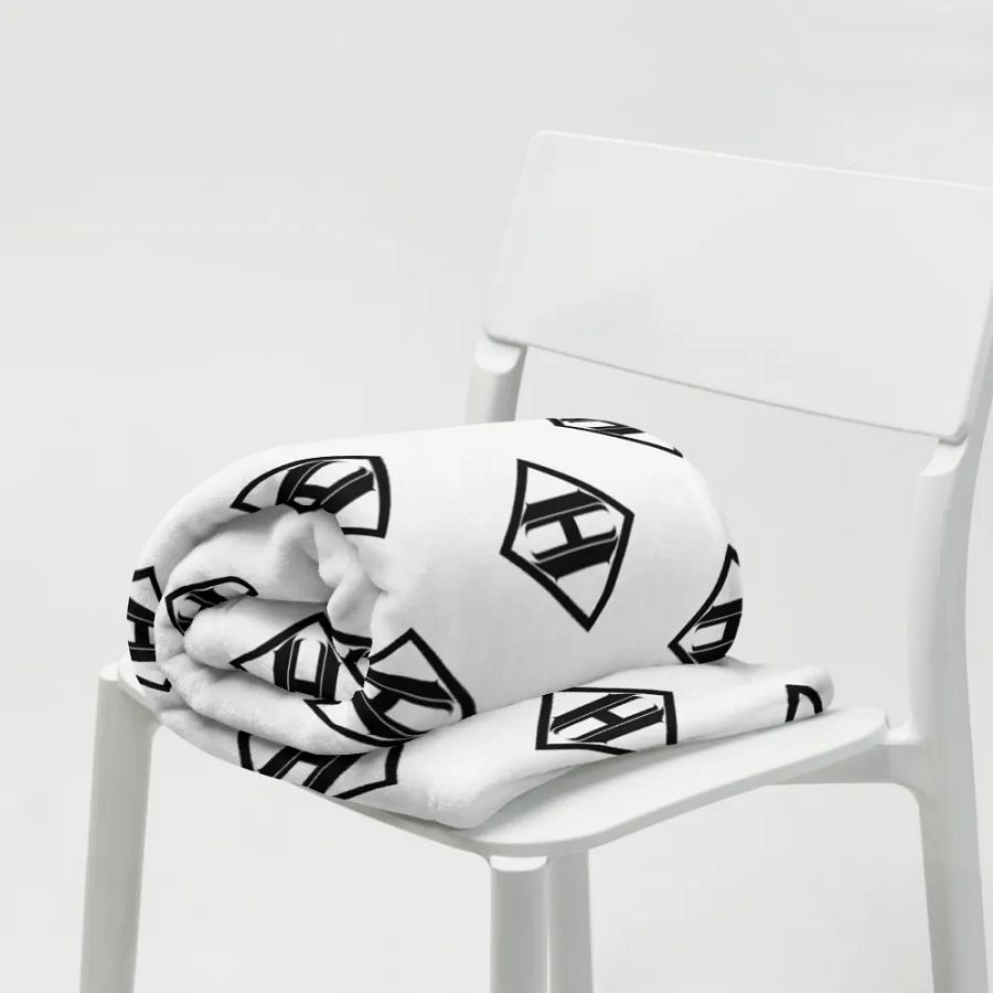 Halocene Throw Blanket product image (7)
