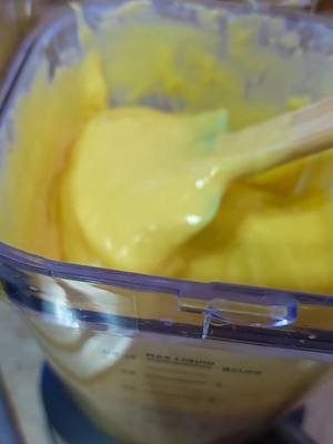 Carlota de Mango Irresistible! 🥭🤤 La receta viral que debes probar Ingredientes:  * 3 Mangos  * 4 oz de Queso Crema  * 1 cdta de Vainilla  * 3 Limones  * 1 lata de Leche Condensada  * 1 lata de Leche de Coco  * 2 Paquete de Galletas Marias  * 1 ralladura de limón #CarlotaDeMango #PostreFacil #RecetasCaseras #MangoLovers #PostresDeliciosos #RecetasDeVerano #CocinaFacil #Foodie #TutorialDeCocina #mango 