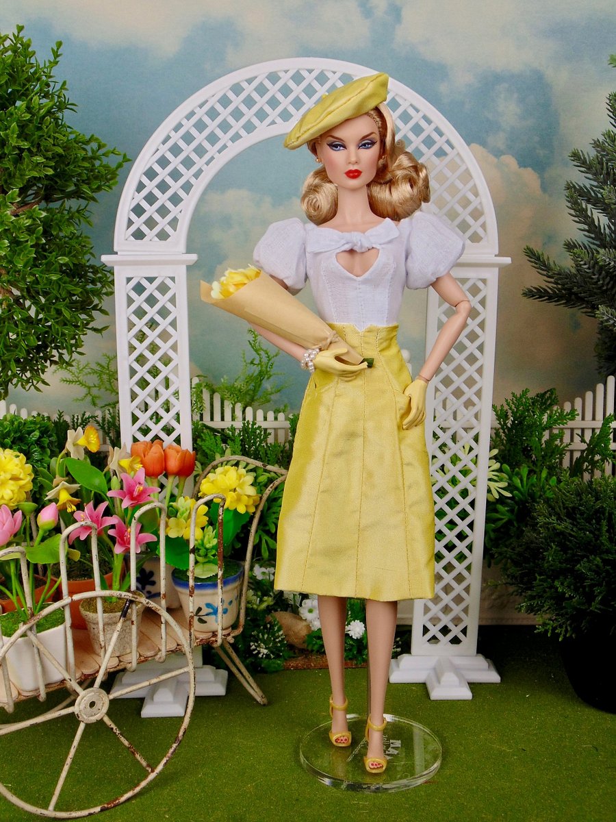 Emma sewing pattern for 12" fashion dolls product image (4)