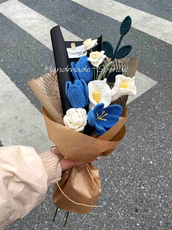 Blue Tulip Calla Crochet Knit Bouquet product image (1)