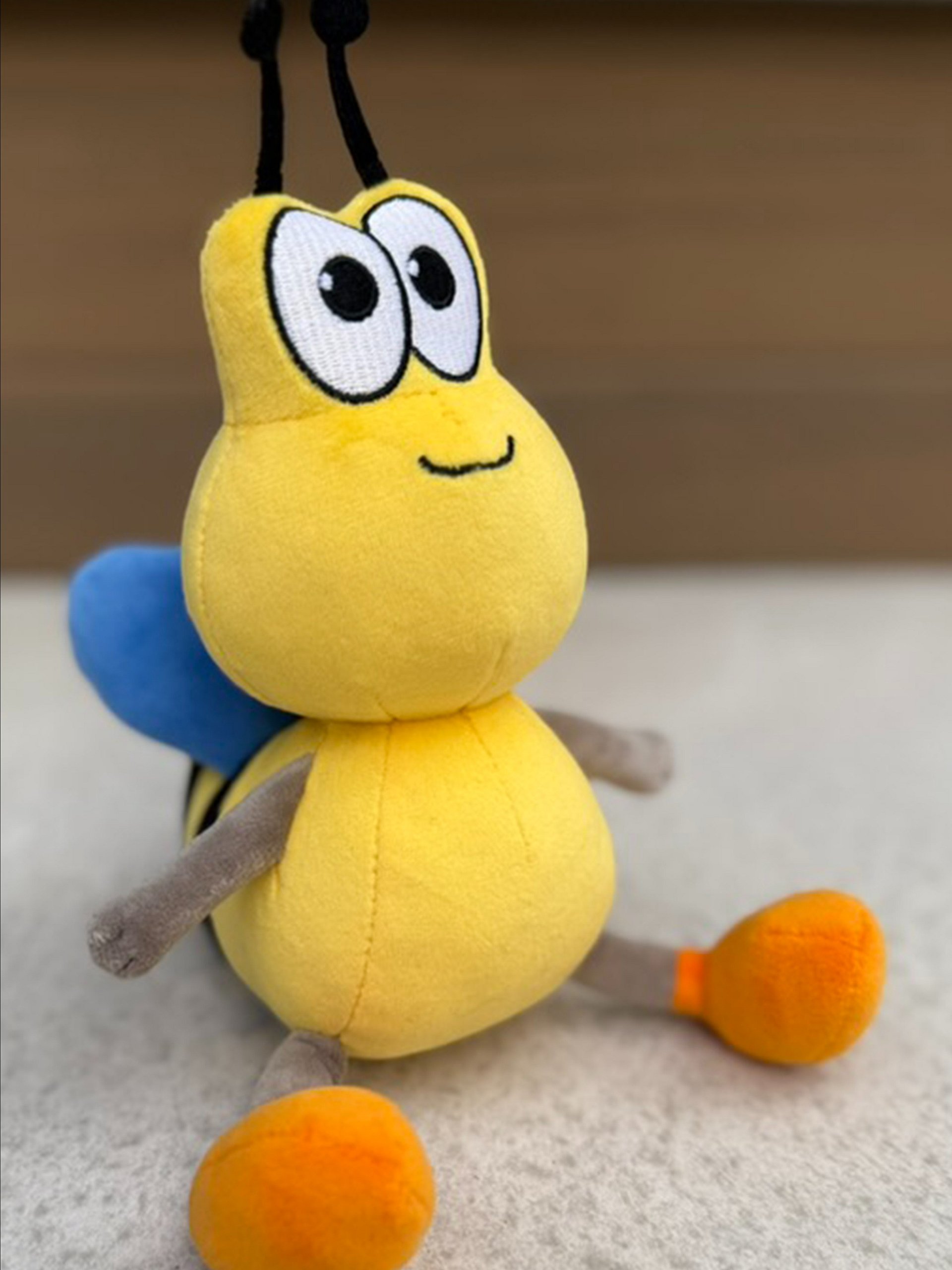 Little Glubee Plushie [PRE ORDER] product image (2)