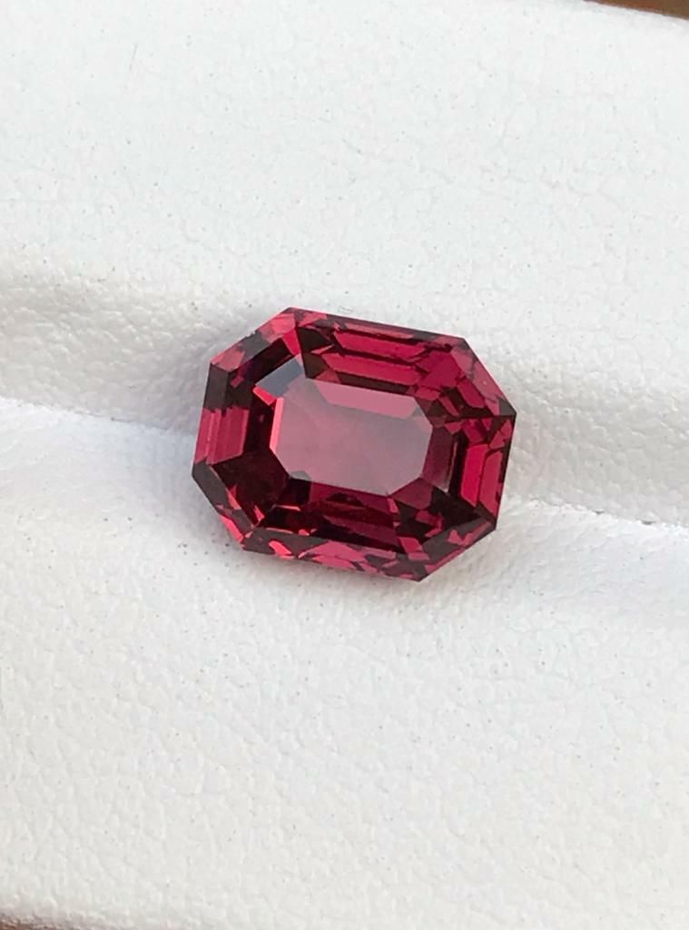 SRILANKAN ROSE GARNET STEP EMERALD CUT LOOSE GEMSTONE FOR JEWELRY, 4.75 CARAT product image (5)