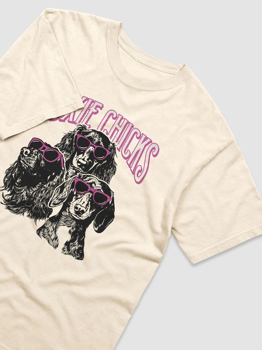 Doxie Chicks T-Shirt of a Group of Dachshunds | Funny T-Shirt for Wiener and Doxie Paw-rents product image (16)