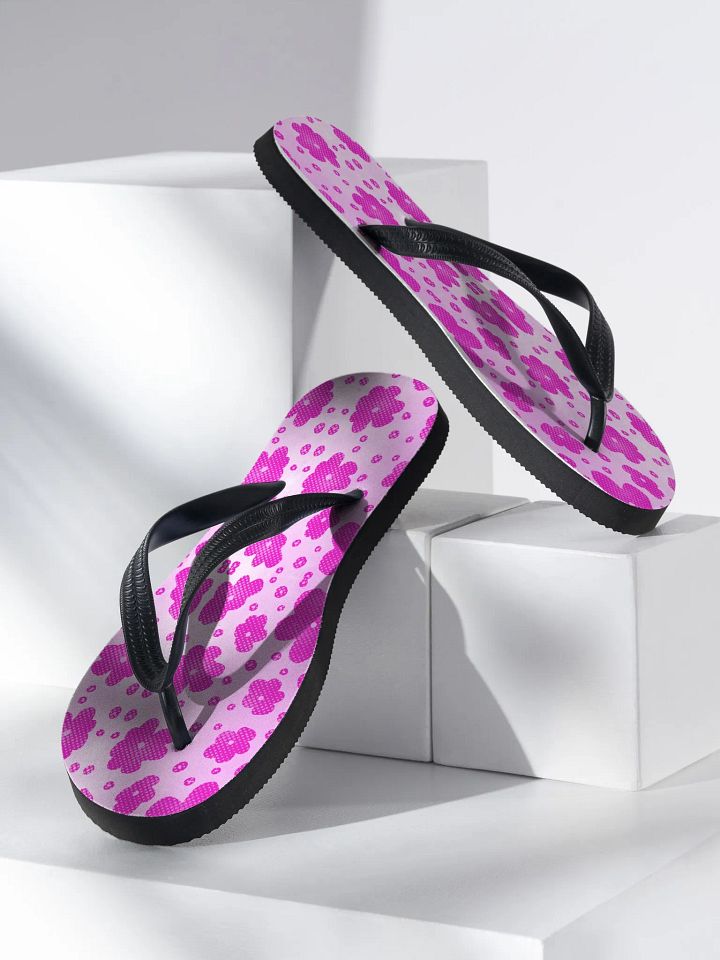 Pink blobs and dots pattern flip flops product image (2)