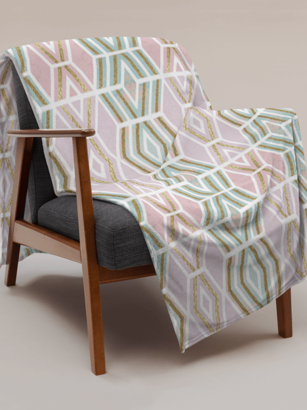 FESTIVE DIAMOND THROW BLANKET product image (2)
