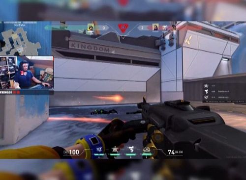 Got the team taken out but no time to defuse
____________________________________________________________
#twitch #twitchstre...