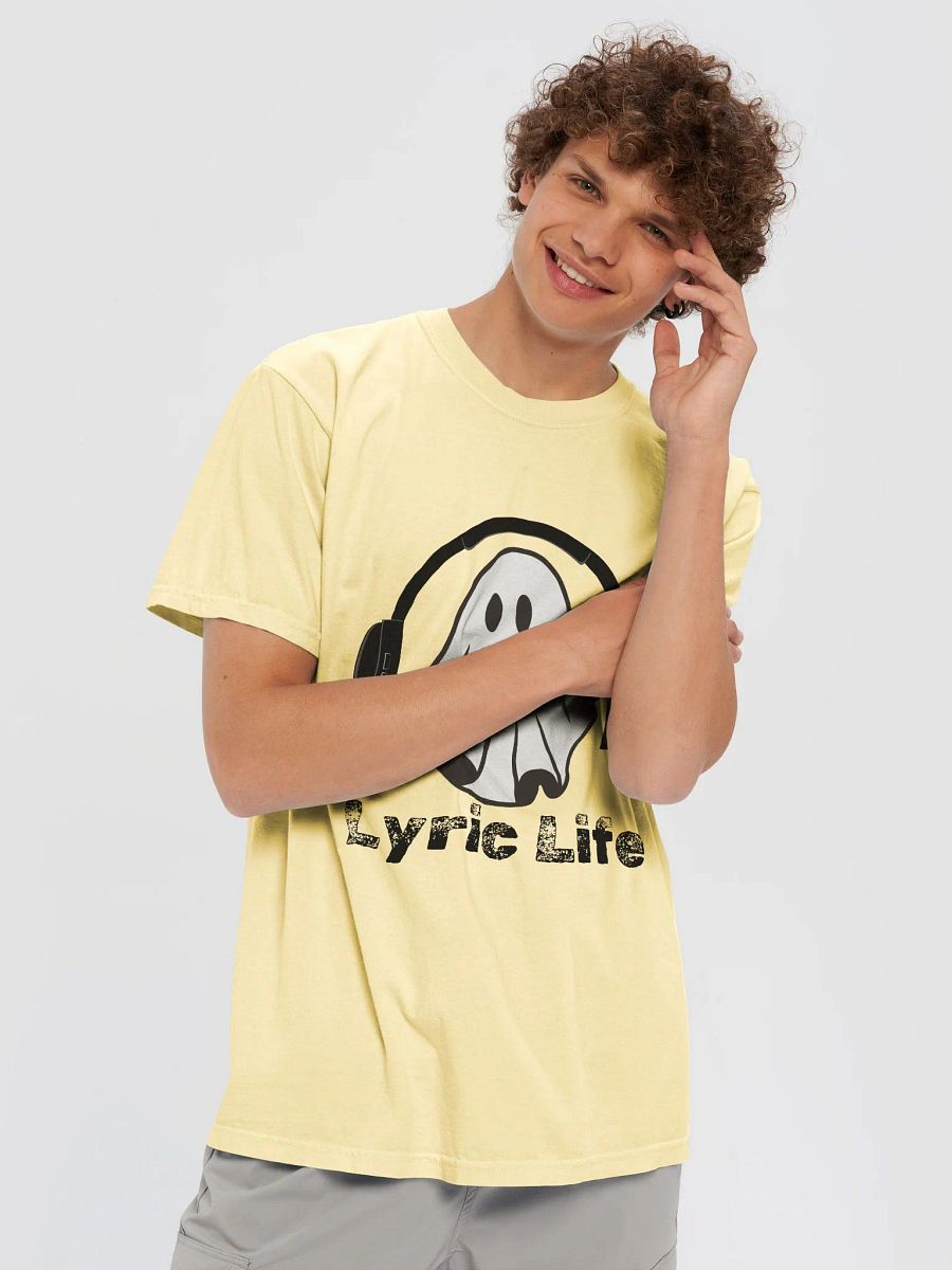 Whimsical Ghostly Charm T-Shirt product image (5)