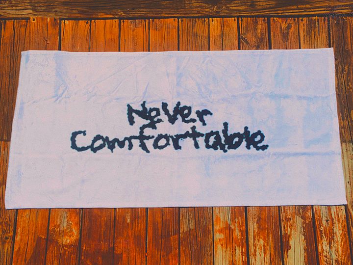 NEVER COMFORTABLE BEACH TOWEL product image (2)