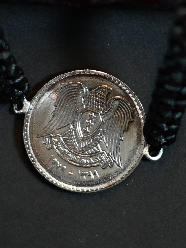 اسوار العقاب السوري ذو علم الثورة product image (1)