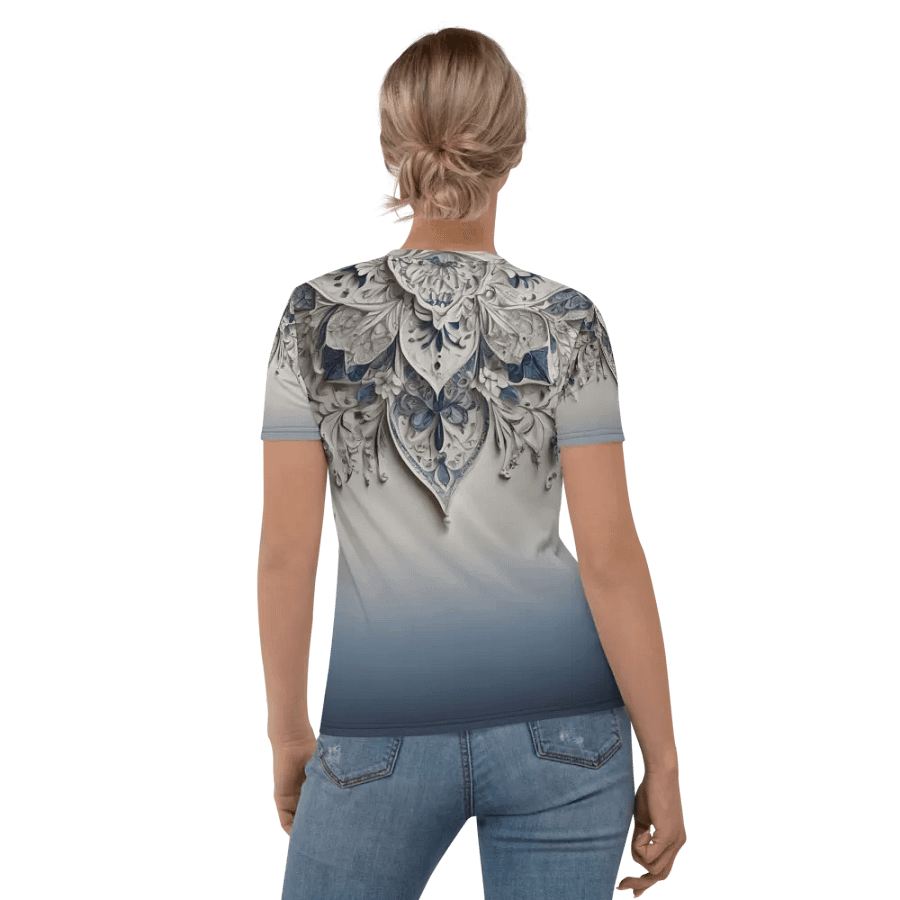 Art T shirt product image (2)