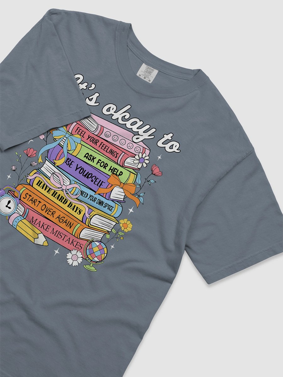 Empowerment Book Stack Graphic Tee product image (20)