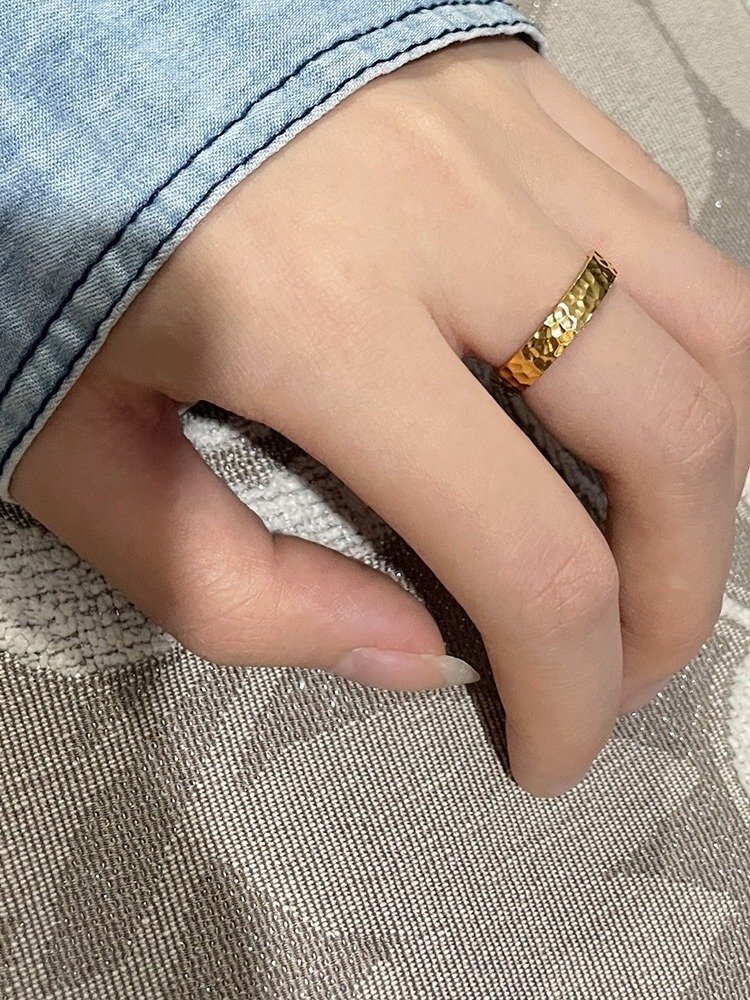 Hammered Texture Band Ring | 18K Gold Plated product image (10)