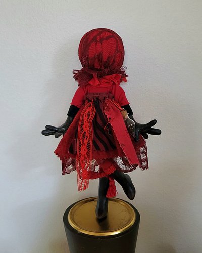 Scrap Spirit - Sanguine Wine
OOAK handmade art doll 
#artdoll #art #sculpture #ooakdoll