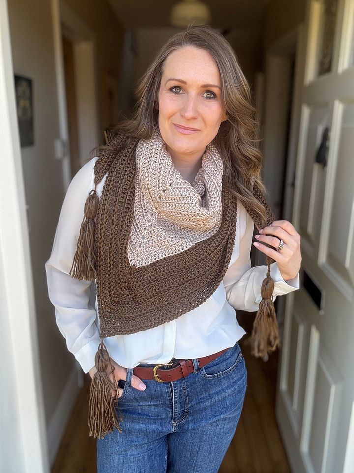 CROCHET PATTERN & VIDEO/ Willow Shawl / Easy Triangle Shawl Crochet Pattern product image (1)