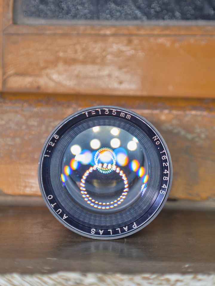 Pallas 135mm F2.8 M42 lens product image (2)