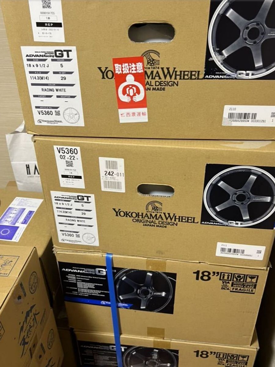 Advan GT Beyond White - 18x9.5 +29 (5x114.3) - New product image (2)