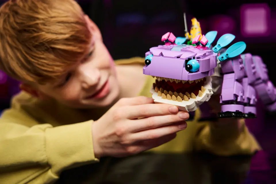 LEGO Fortnite Klombo product image (9)