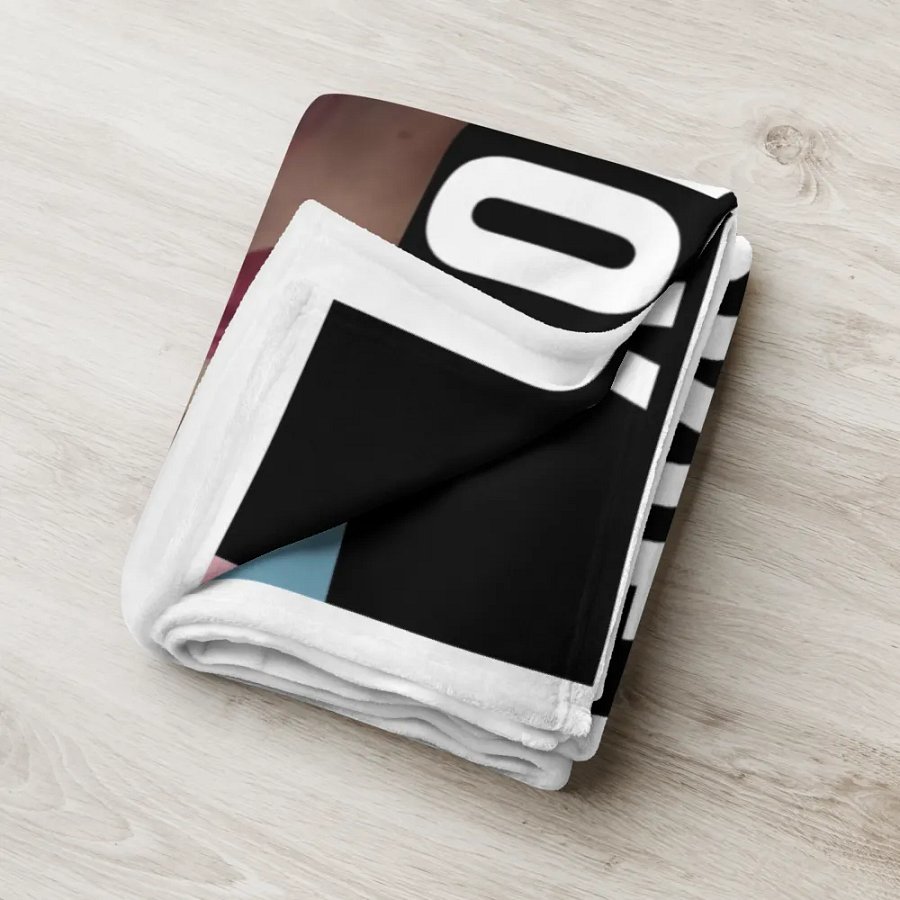 Hey Pookie Blanket product image (6)