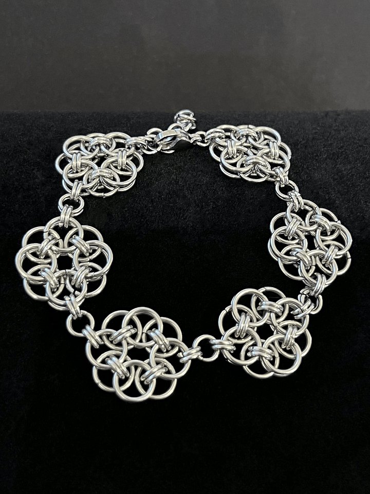 Rosette Bracelet product image (1)