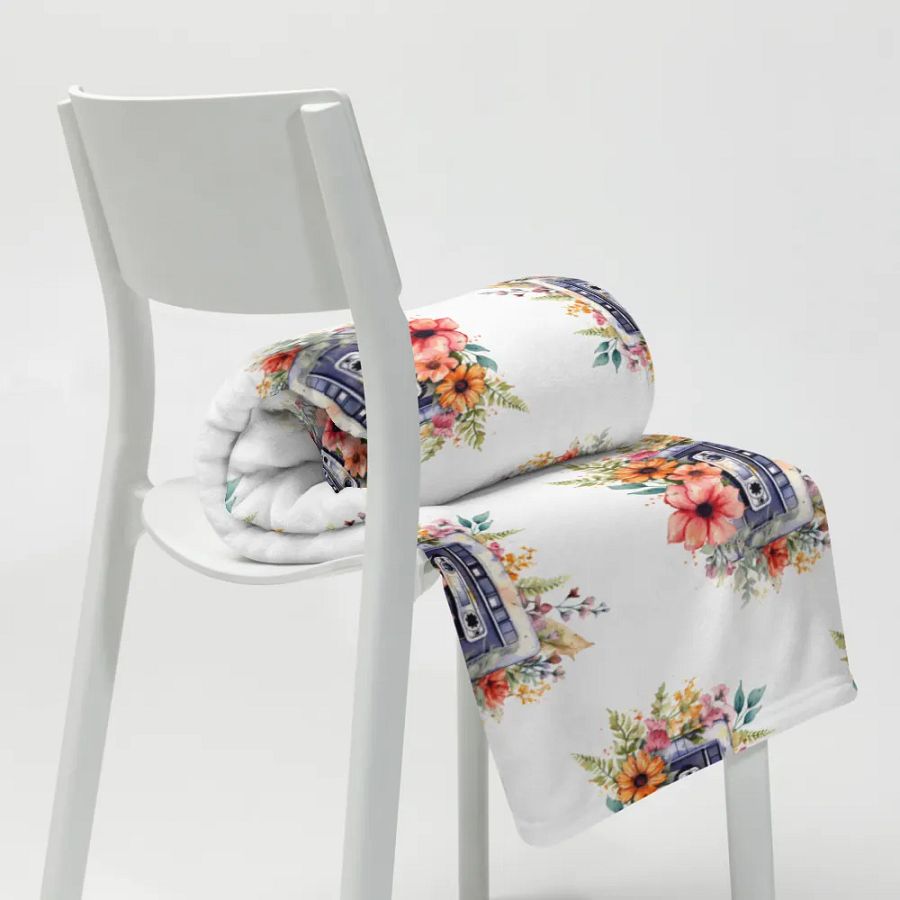 Cassette Flowers Blanket product image (8)