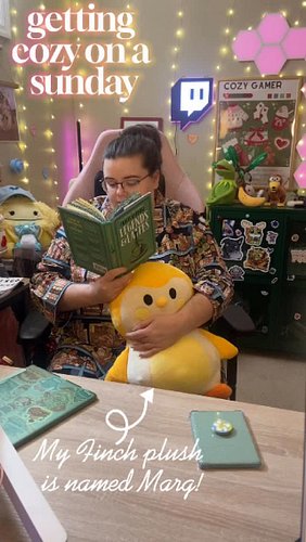 Getting all snuggled up in @printfresh PJ’s in my little streaming nook with my @finchcare plush! 

Cozy Sunday essentials: m...