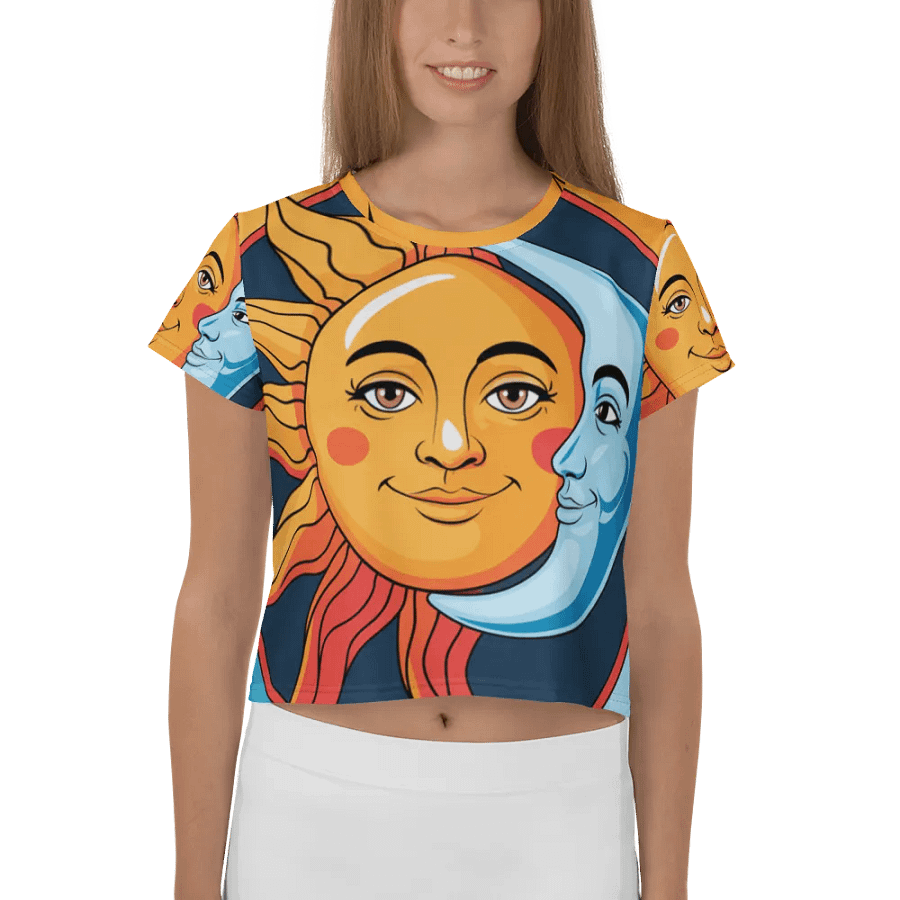 Graphic T-shirt product image (1)