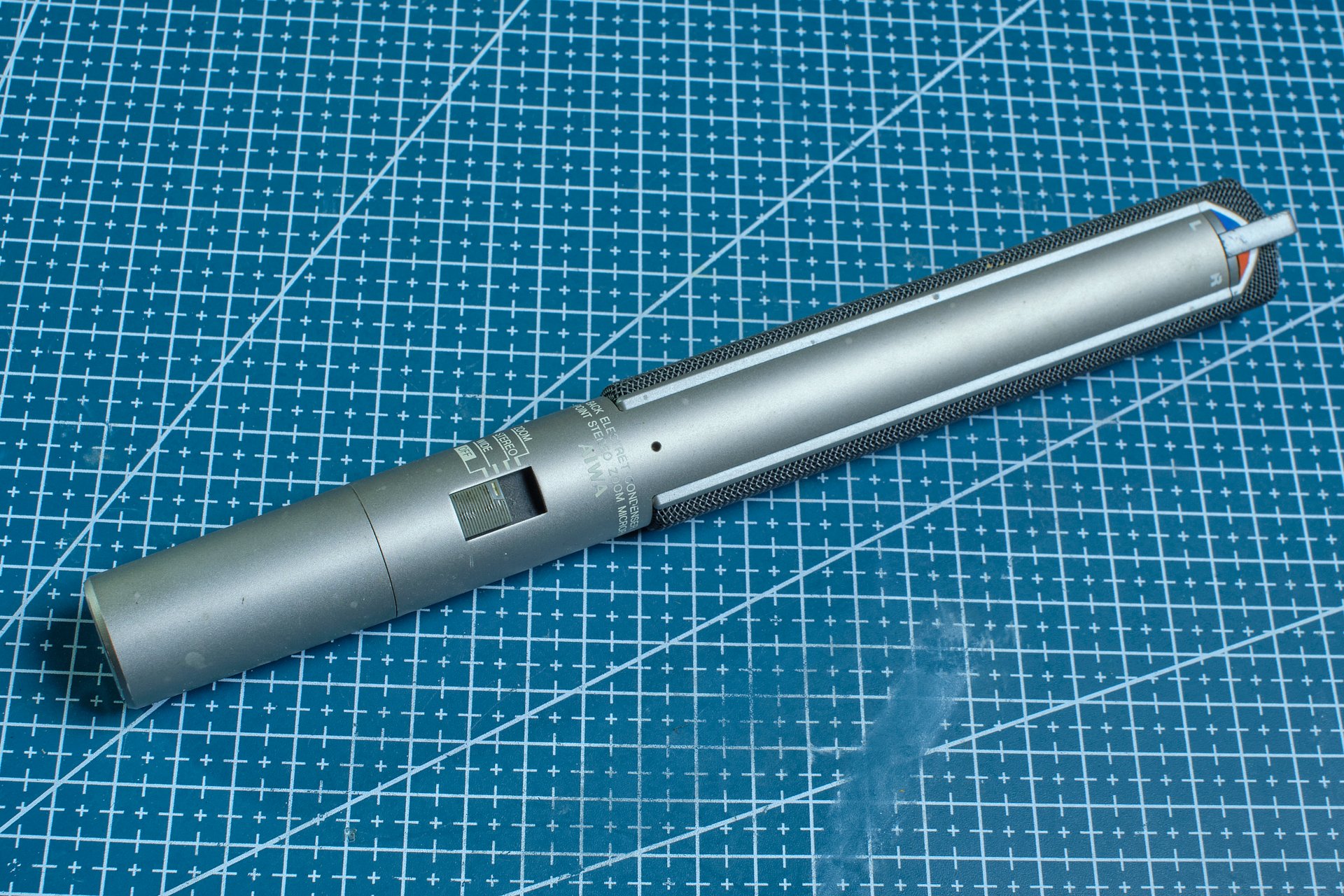 AIWA CM-Z7 Condenser Stereo Zoom Microphone product image (4)