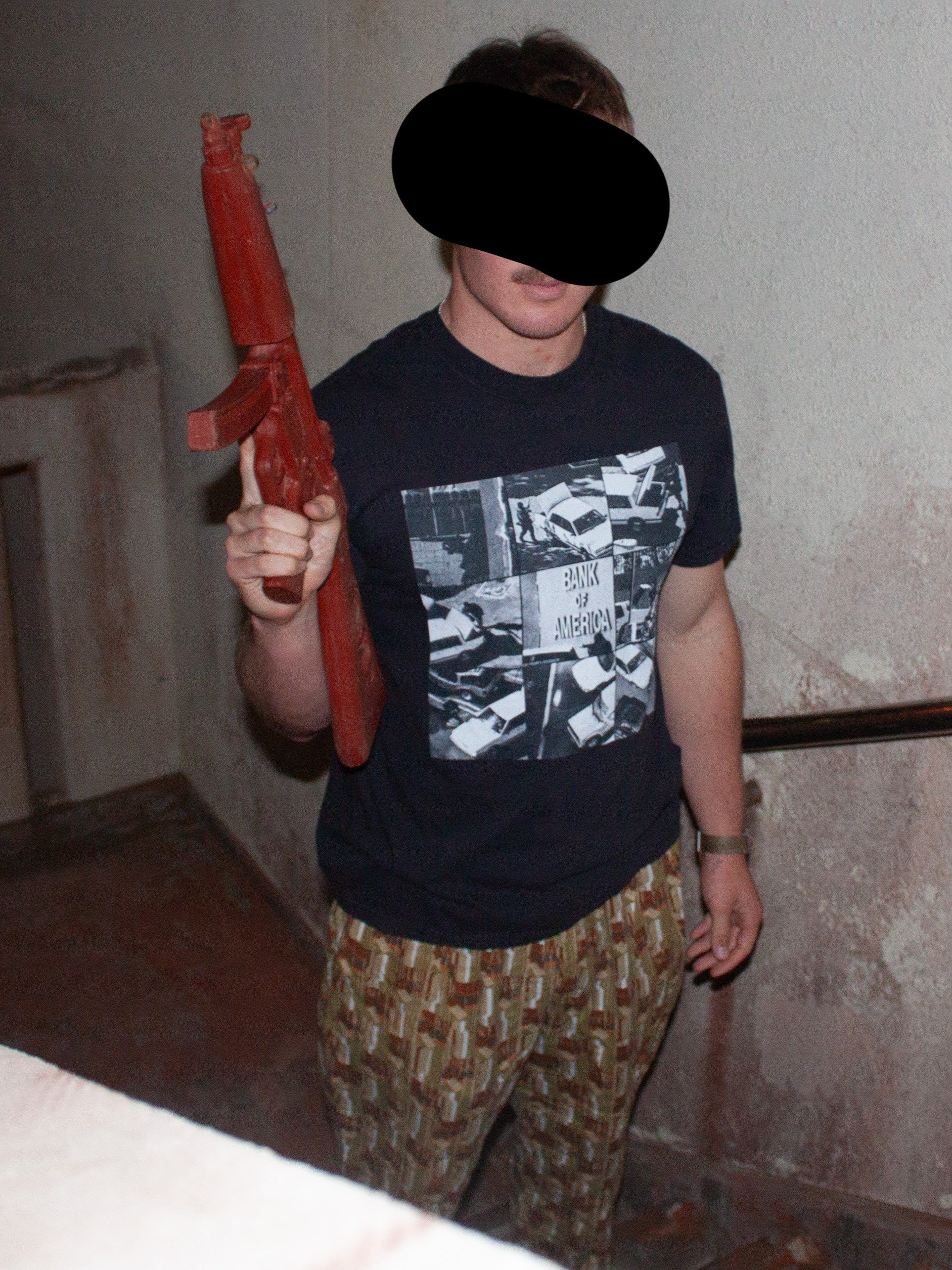 NORTH HOLLYWOOD SHOOTOUT SHIRT product image (10)